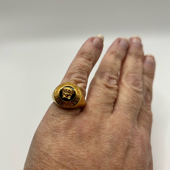 LAST ONE! Versace La Medusa Enamel Signet Ring - Picture 7 of 10